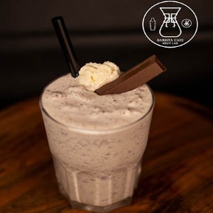موز و پسته